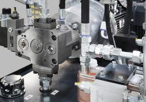 Pumpen-/Motoreinheit mit Axialkolbenpumpe