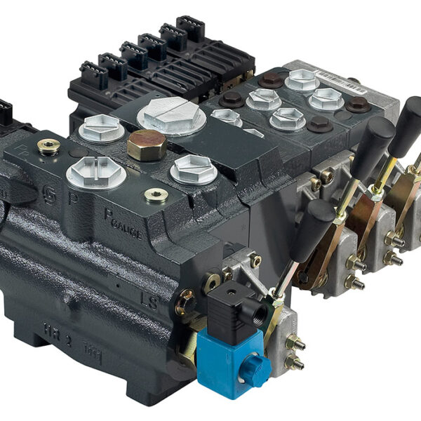 Ventilgruppe bestehend aus Danfoss Proportionalventilen PVG 32 und PVG 100 Ventilgruppe bestehend aus Danfoss Proportionalventilen PVG 32 und PVG 100
