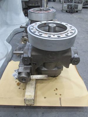 Rexroth Pumpen A2V 1000 aus einer Presse ausgebaut zur Instandsetzung Rexroth Pumpen A2V 1000 aus einer Presse ausgebaut zur Instandsetzung