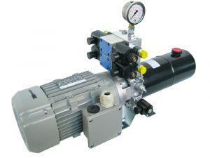 Kompaktaggregat mit Stahltank und zwei NG6-Wegeventilen für horizontalen Einbau