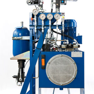 Aggregat für die hydraulische Verstellung des Leitapparats einer Turbine in einem Wasserkraftwerk