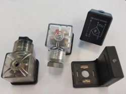 Ventilstecker nach DIN EN 175301-803, Untersteckadapter mit LED sowie Gleichrichterstecker