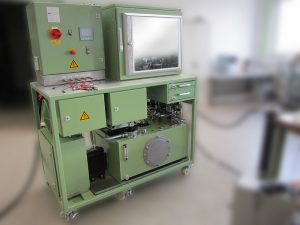 Mobiler Universalprüfstand zur Prüfung von hydraulischen Ventilen und Hydraulikzylindern Mobiler Universalprüfstand zur Prüfung von hydraulischen Ventilen und Hydraulikzylindern